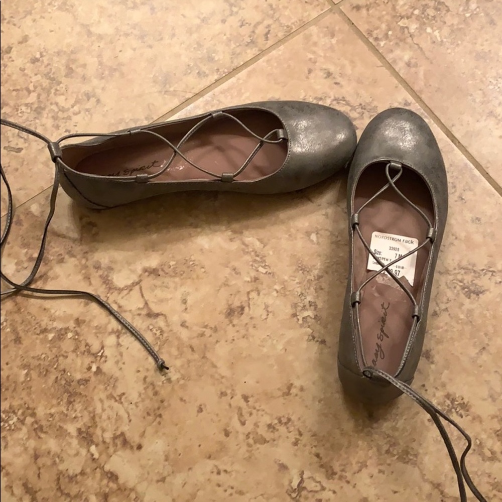 🍍3/$25🍍 Easy Spirit sz 7 ballet flats